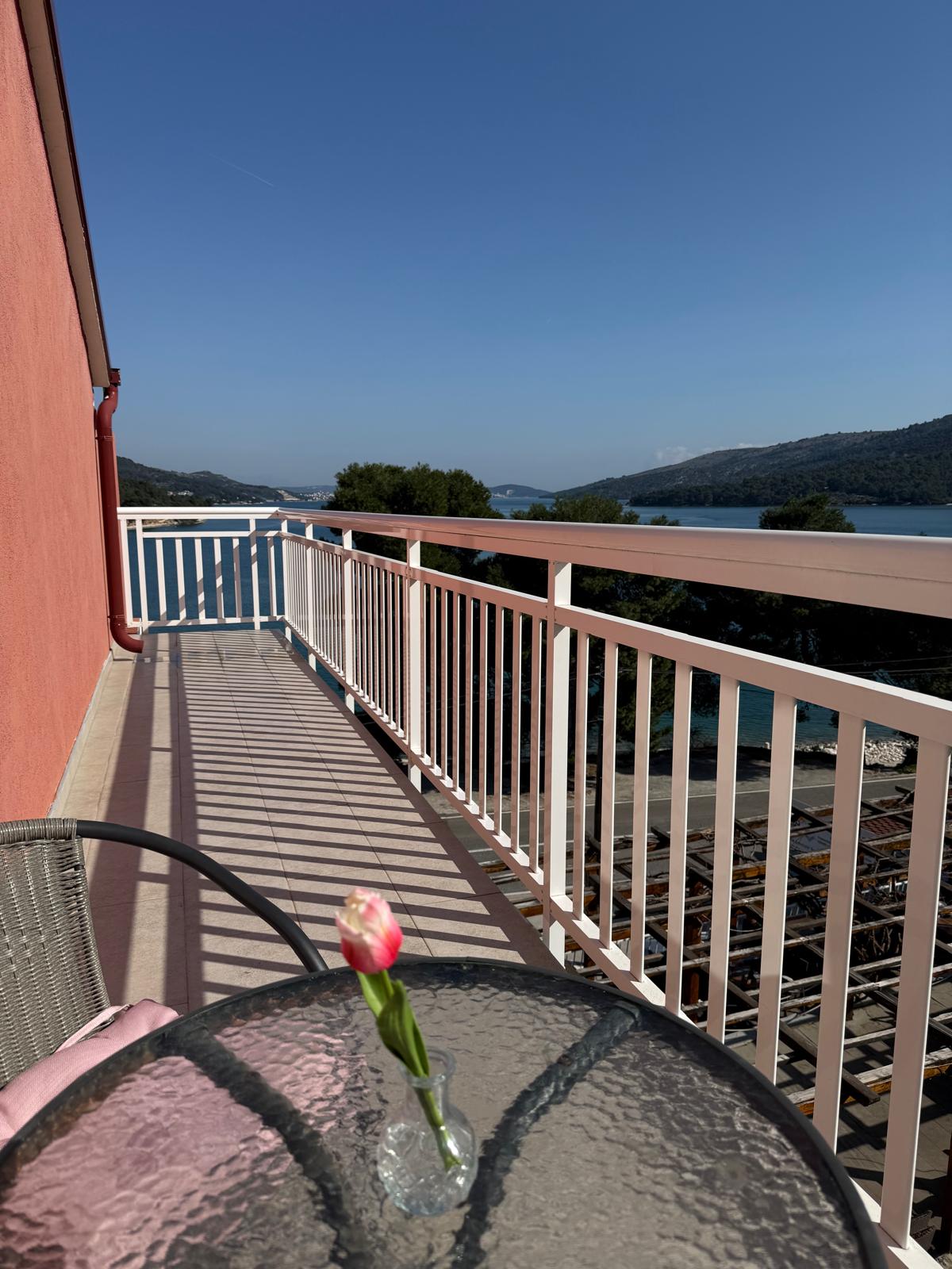 Family Room with Balcony – image 2